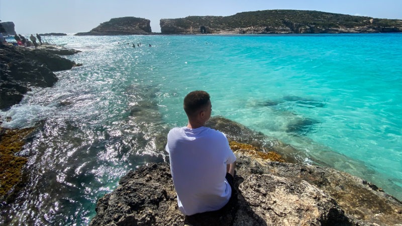 Taksówka wodna z Mgarr (Gozo) do Blue Lagoon (Comino), zwiedzanie jaskiń - powrót na Maltę
